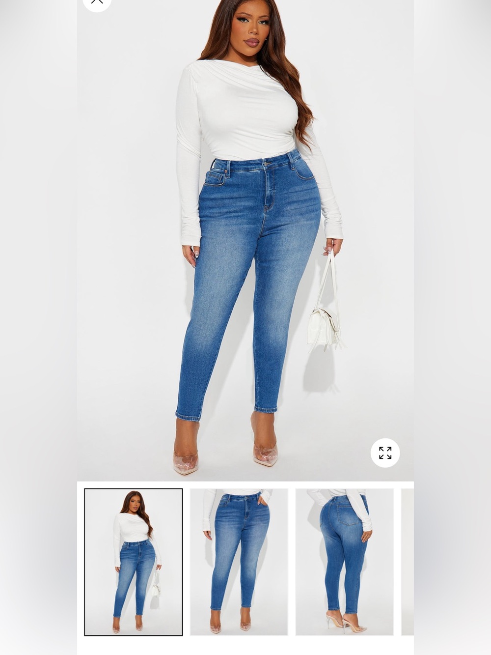 NWT Woman blue skinny jeans
